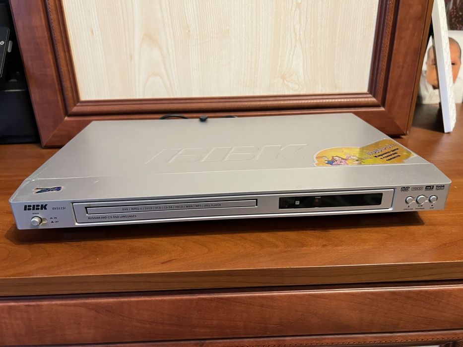 DVD‑плеер BBK DV311SI