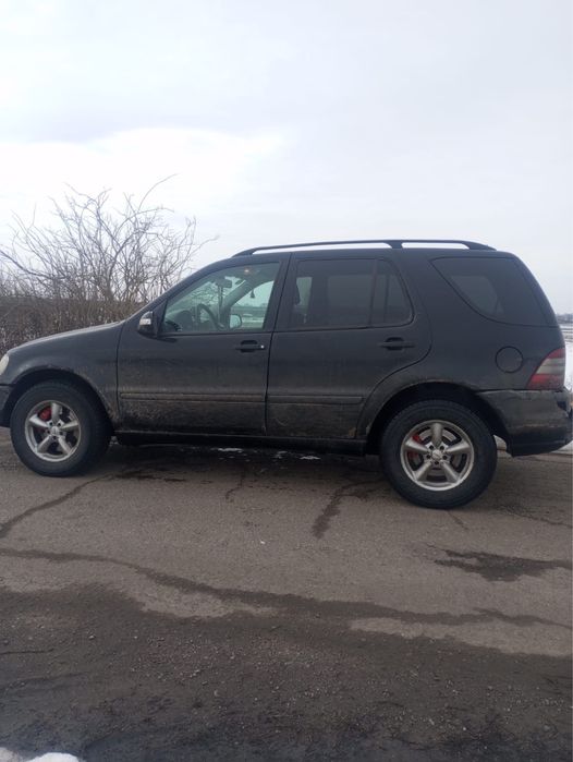 Продам Мерседес ML270