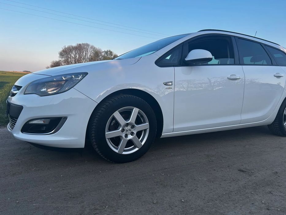 Opel Astra Piękna 1.6 benzyna najlepszy silnik- idealny pod gaz !!! Bezwypadkowy,