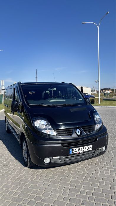 Renault Traffic 2013 Black Edition