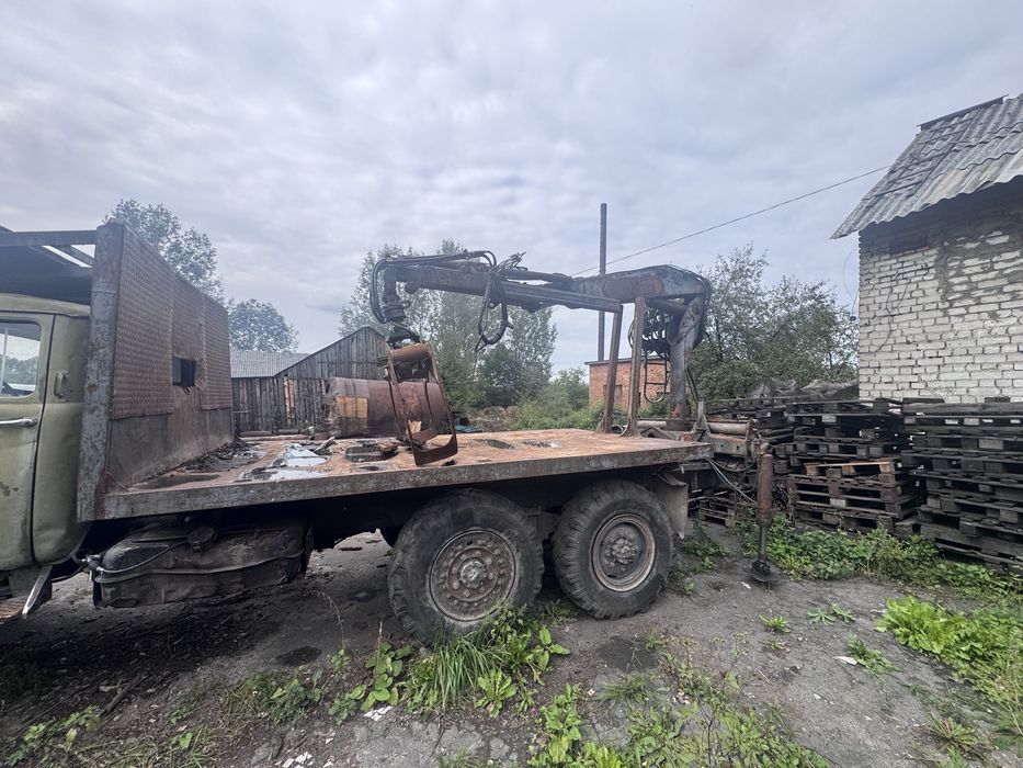 Зіл 131 з маніпулятор