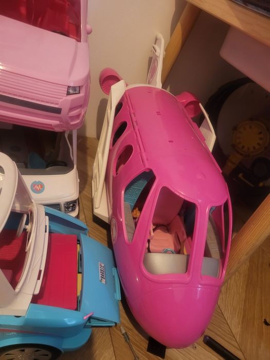 Zestaw barbie domek, kampery samolot
