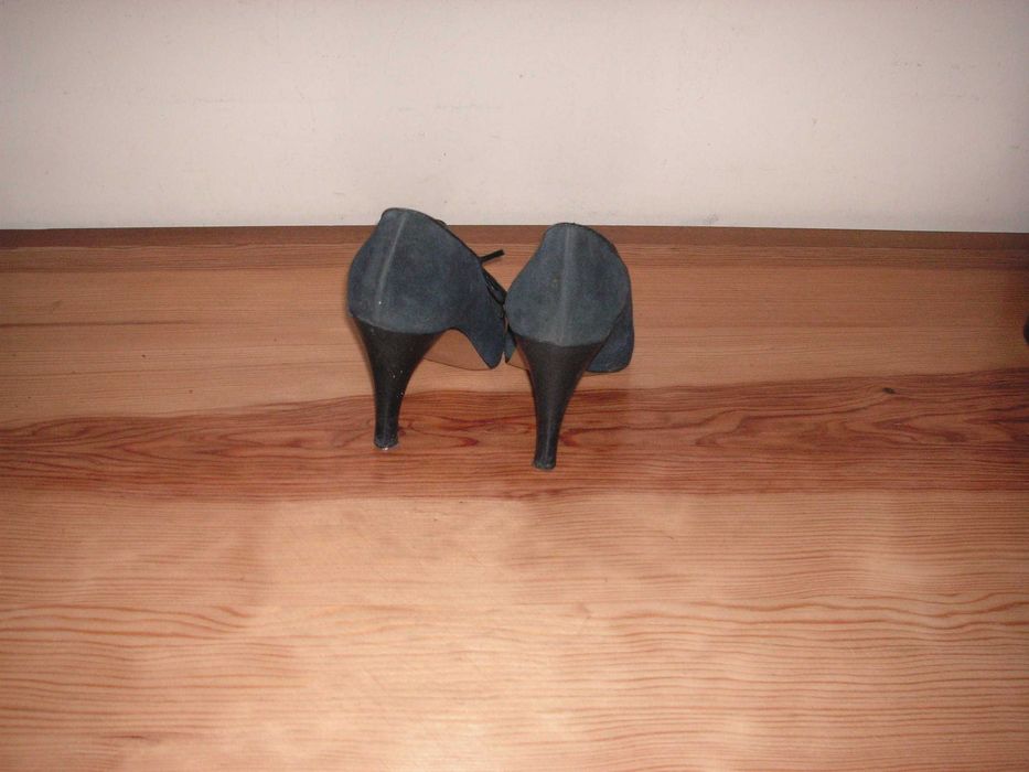 Sapatos Camurça Azuis Escuros de Salto Alto T/37