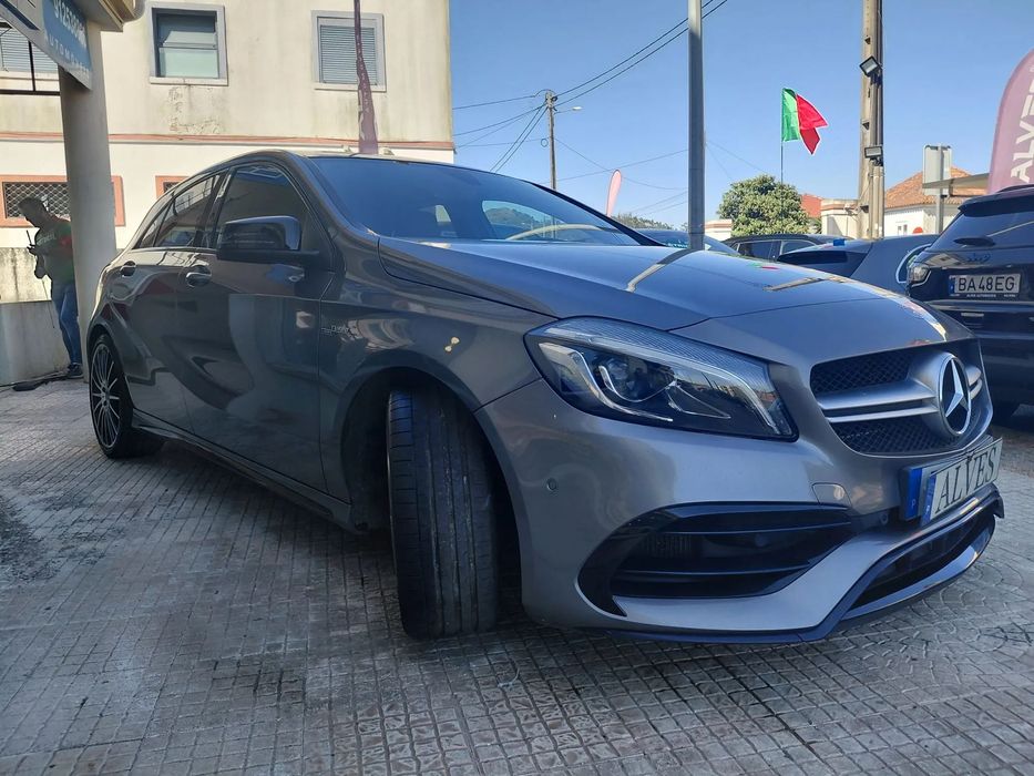 Mercedes-Benz A 45 AMG 4Matic Speedshift 7G-DCT