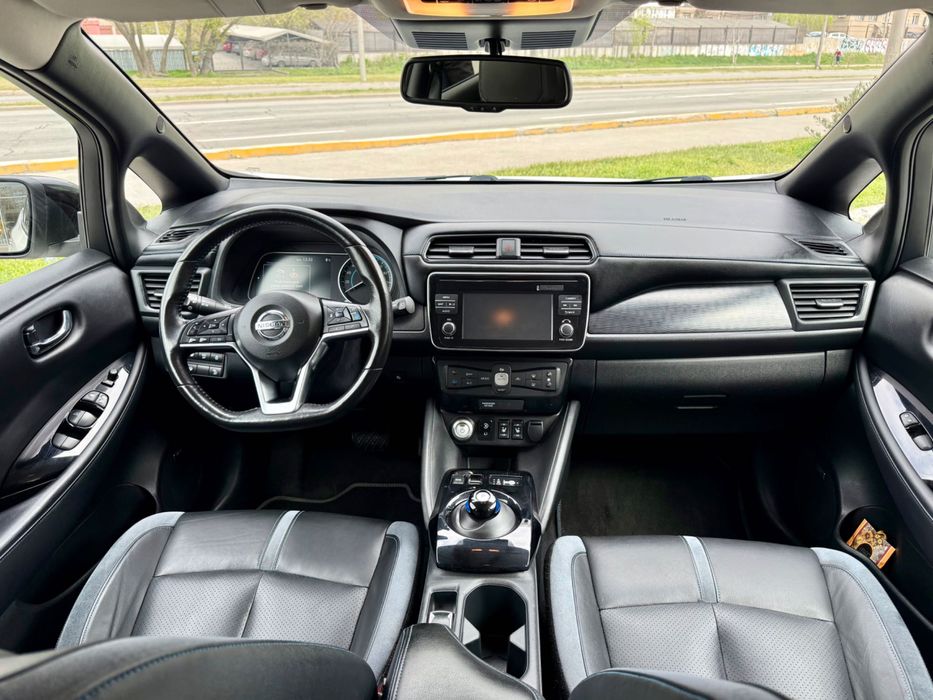Продам своє авто Nissan Leaf 2 40кВт