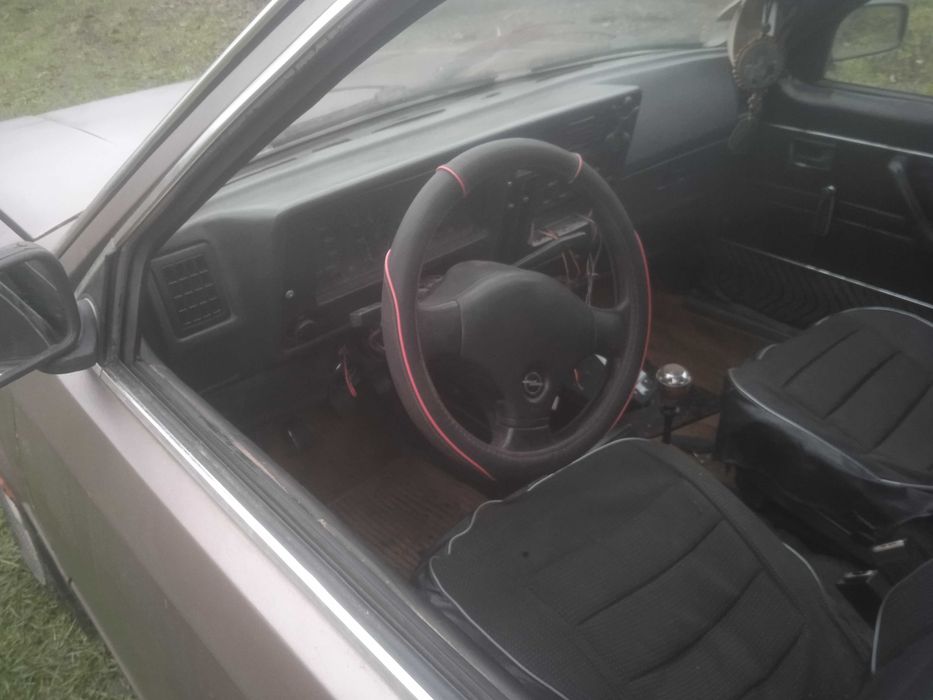 Обміняю Опель кадет