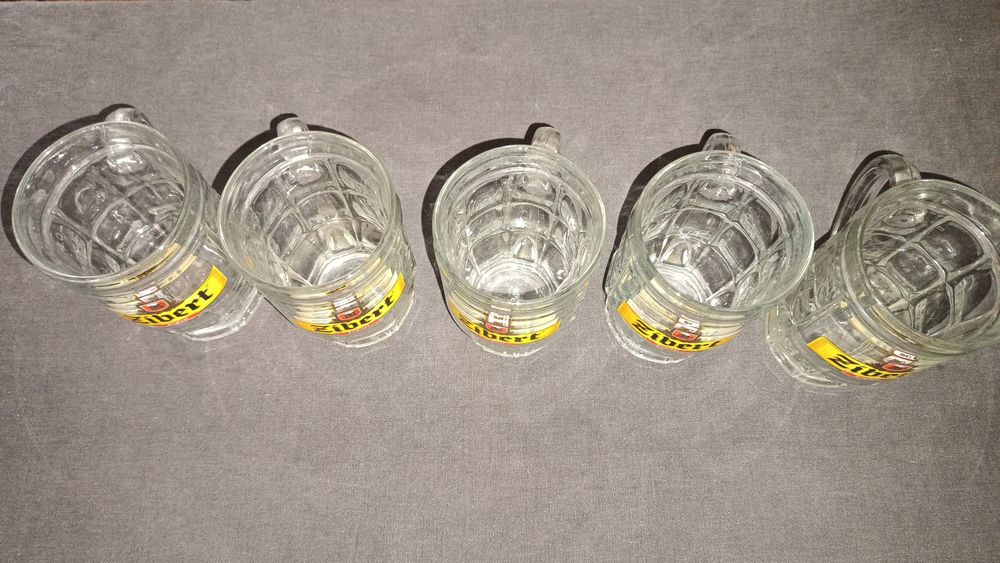 Чашки, стаканы, бокалы