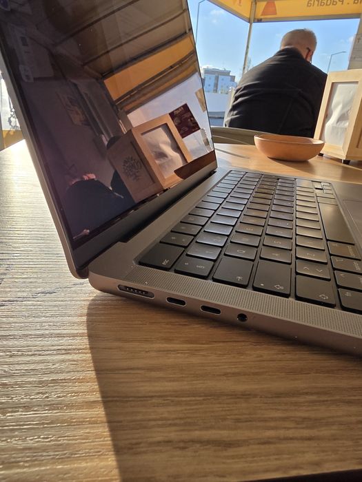 MacBook Pro 14" M1 Pro | 16GB RAM | 512GB SSD | Bateria 90%