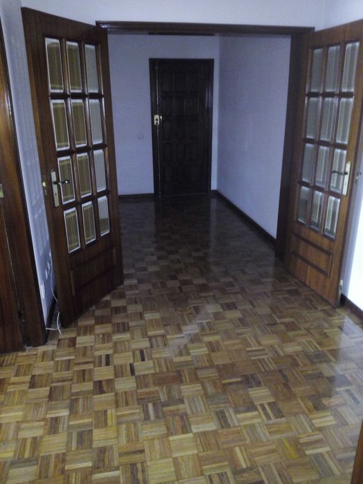 Arrendo T3+1 Monte dos Burgos