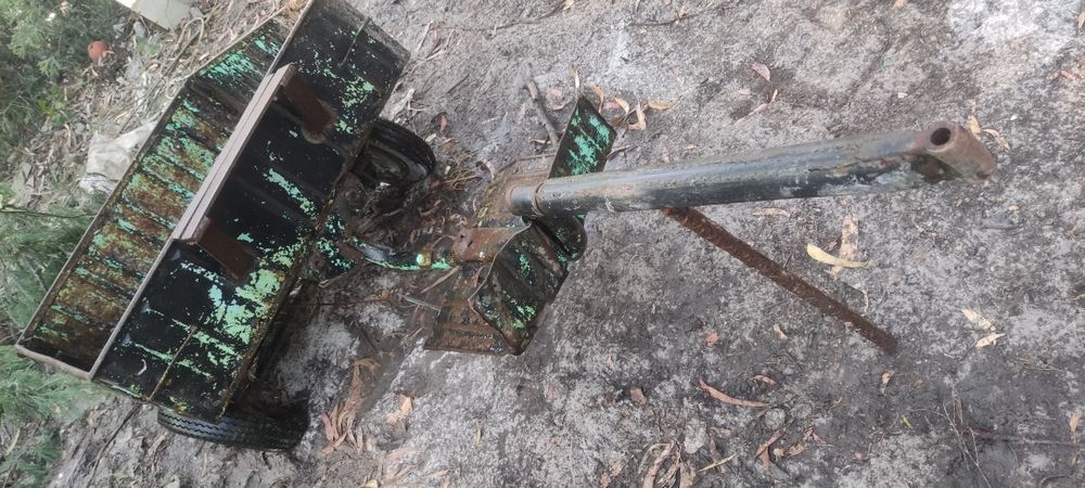 Triciclo Famel para restauro