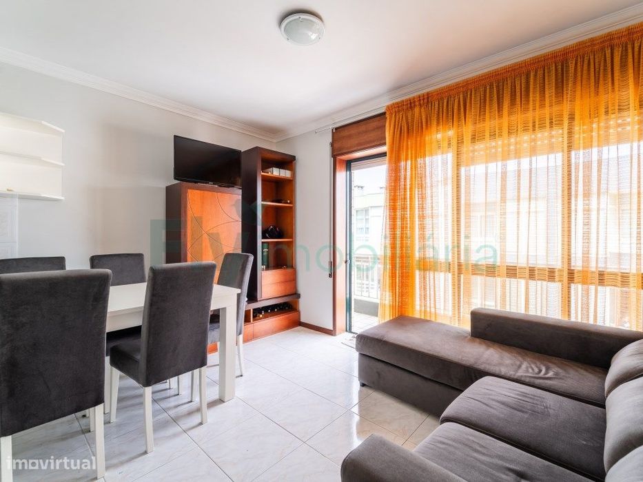 Apartamento T1 em Aver-O-Mar - 2ª Linha de Praia