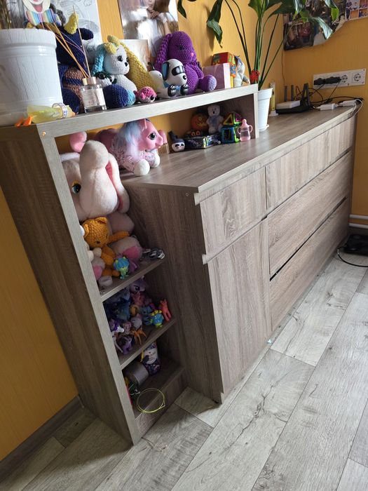 Комод для речей тумба