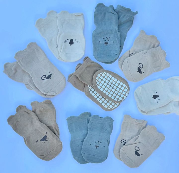 Аксесуари для немовлят, носки, метрика, фотоштамп, ніблер, повязки