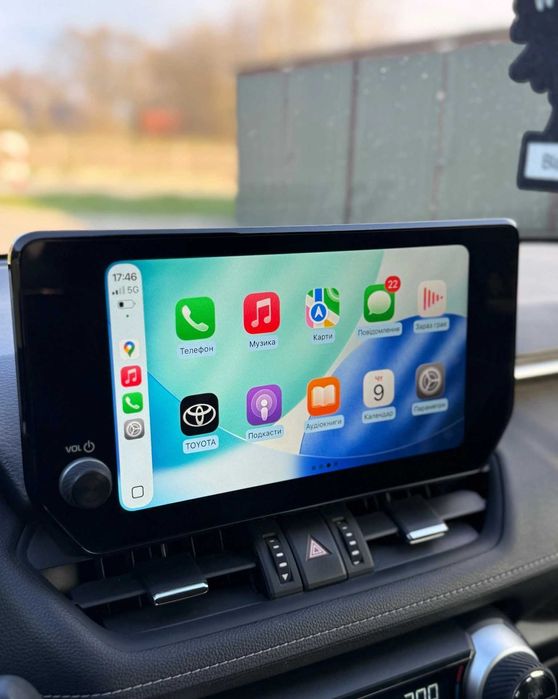 Продам автомобіль Toyota RAV4 2023 року