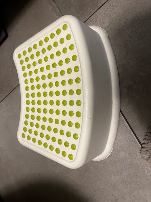 Podnozek IKEA dla dziecka