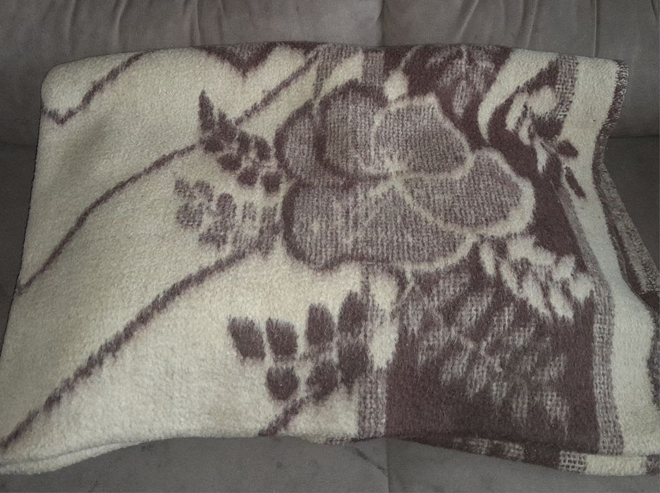 Верблюже одеяло шерстяное