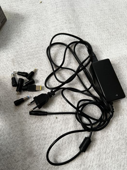 Carregador universal 45w i.t works