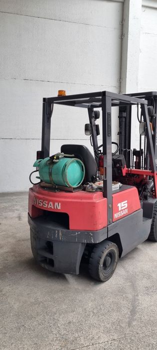 Empilhador a gás Nissan 1500kg