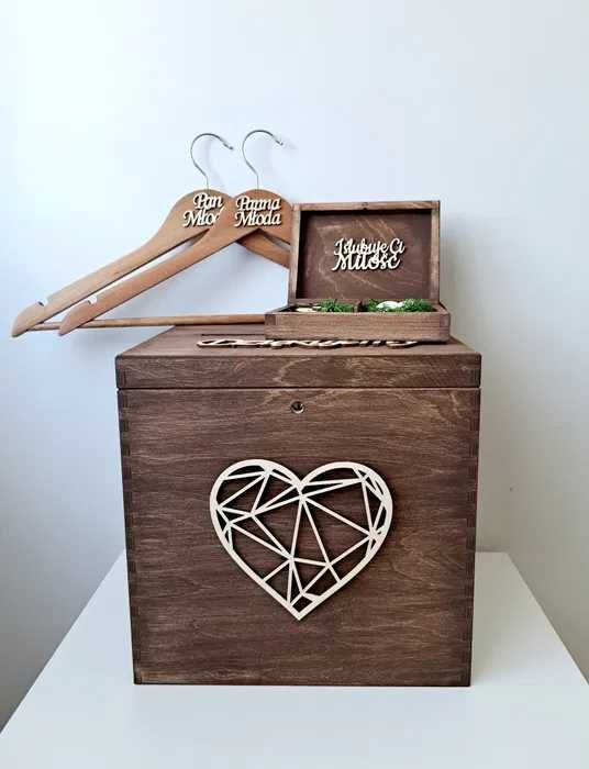 Duże drewniane pudełko na koperty obrączki wieszaki ślubne wesele