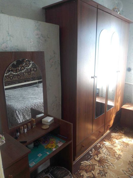 Будинок біля річки