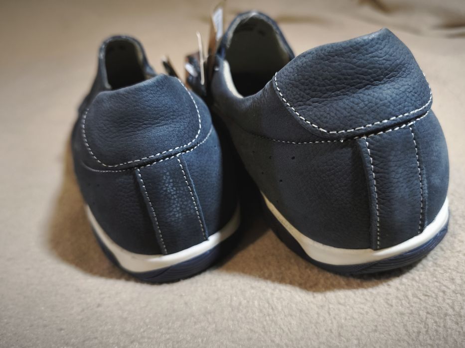 Sapatos tipo vela n 45 Gama Premium
Mocasines
Novos na caixa
Gama Prem