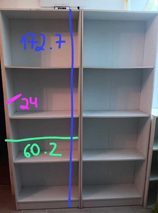 Estante Branco com prateleiras