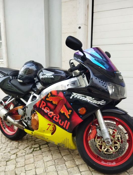 Honda Cbr900rr usada