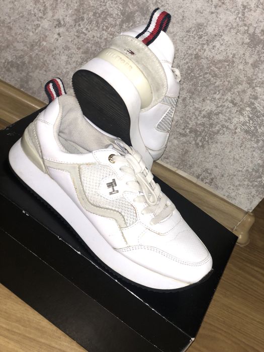 Кроссовки Tommy Filfiger 37,5
