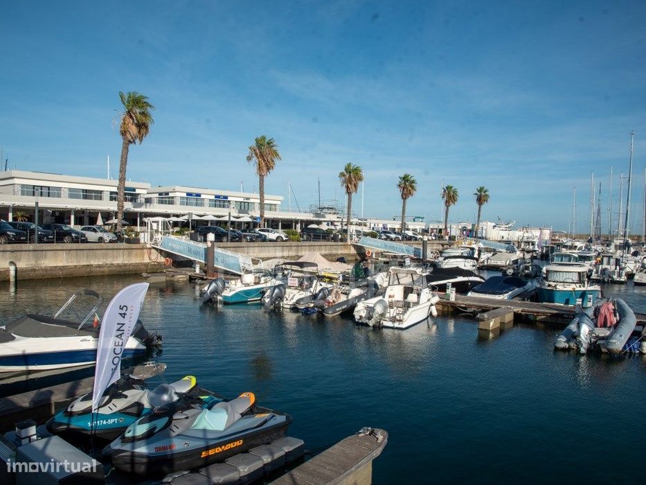 Apartamento T2 com terraço, em Cascais