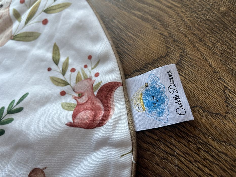 Dwie poszewki do poduszki do karmienia rogala Cuddle Dreams nowe