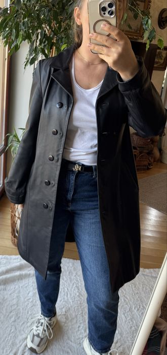 Śliczny lekki skórzany płaszcz polecam !