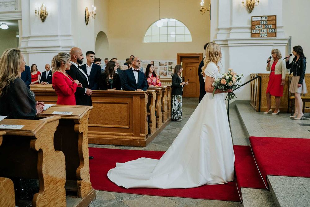 Suknia Ślubna z USA z kolekcji Justin Alexander
