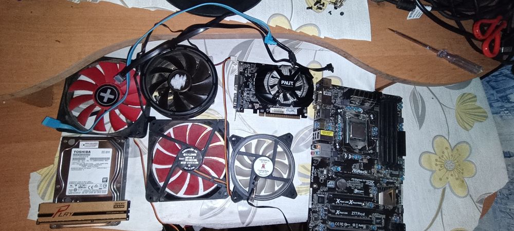 По частям 550 грн это за мать цена