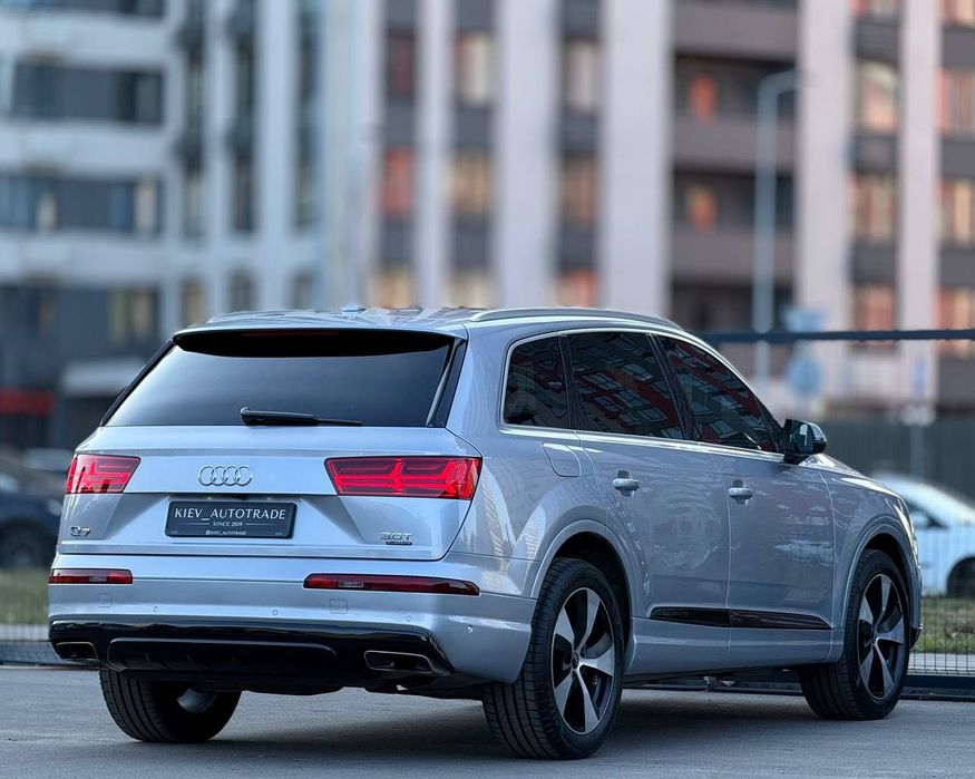Audi Q7 Premium Plus