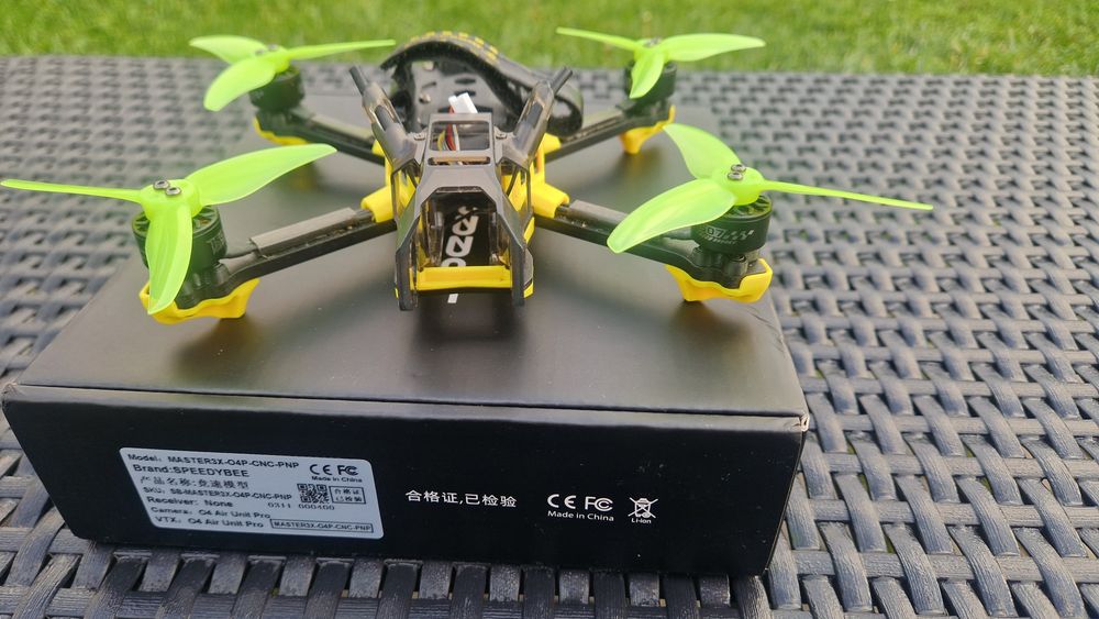 Dron FPV Speedybee Master 3x gps