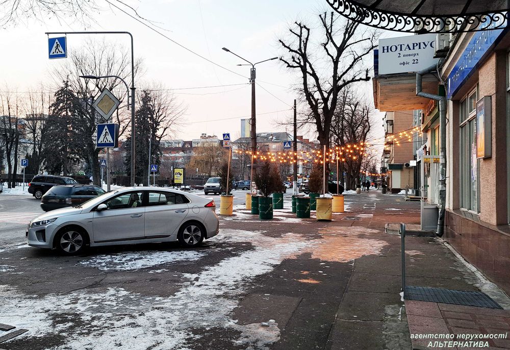 Офіс ЦЕНТР вул. Хрещатик р-н Бейкері Доступ 24/7 Є Резервне живлення!