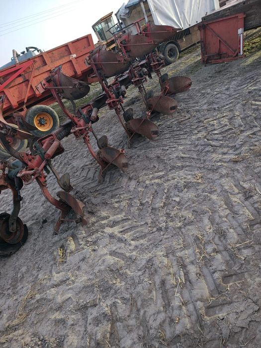 Pług 5 skibowy Vogel & Noot do remontu