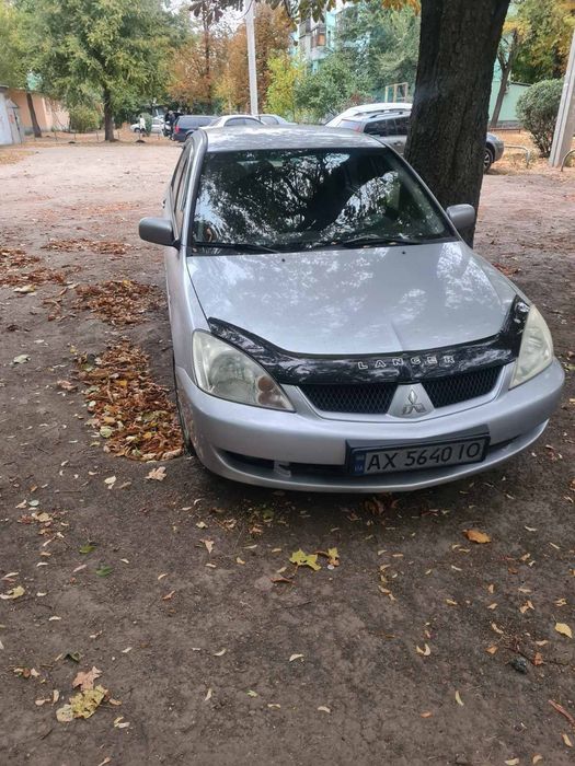 продаж автомобиляMITSUBISHI LANSER9