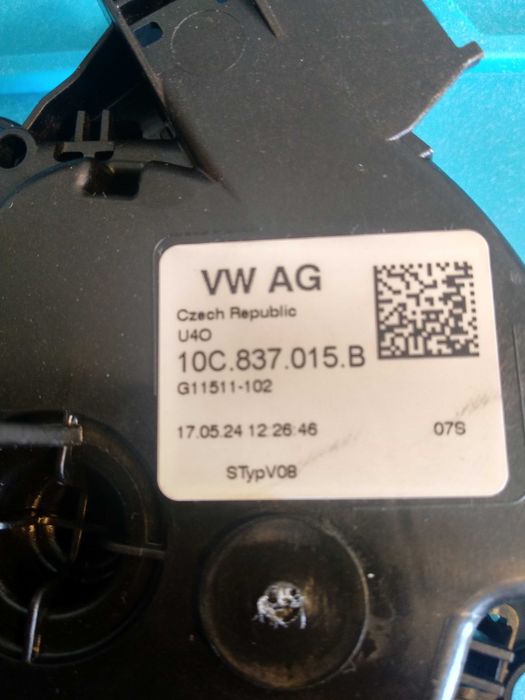 Fecho de porta VW 10C837015B