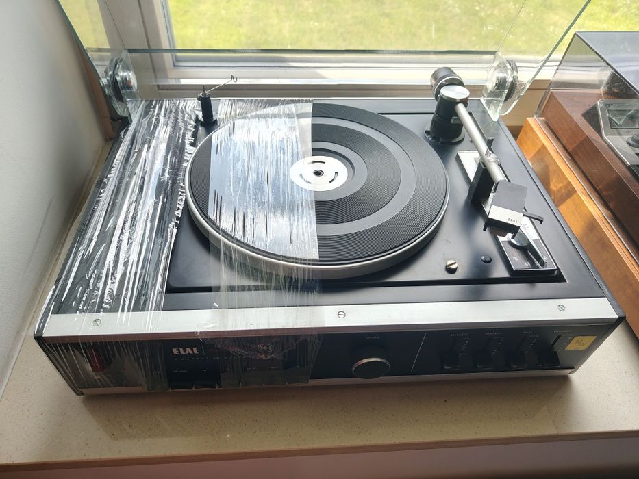 Kombajn gramofon elac compact 25