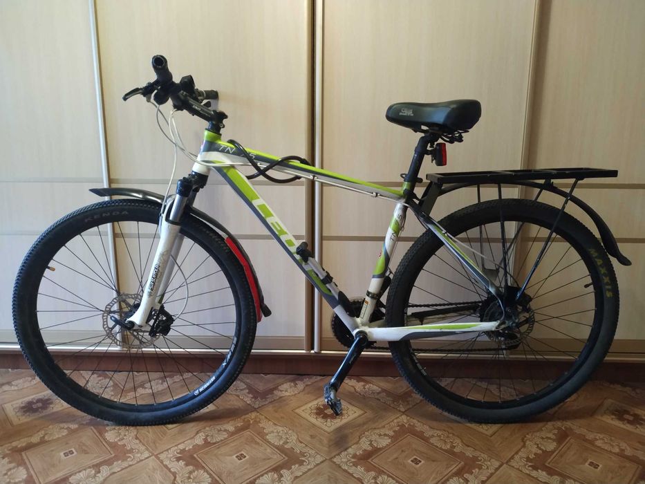 Продам велосипед LEON.