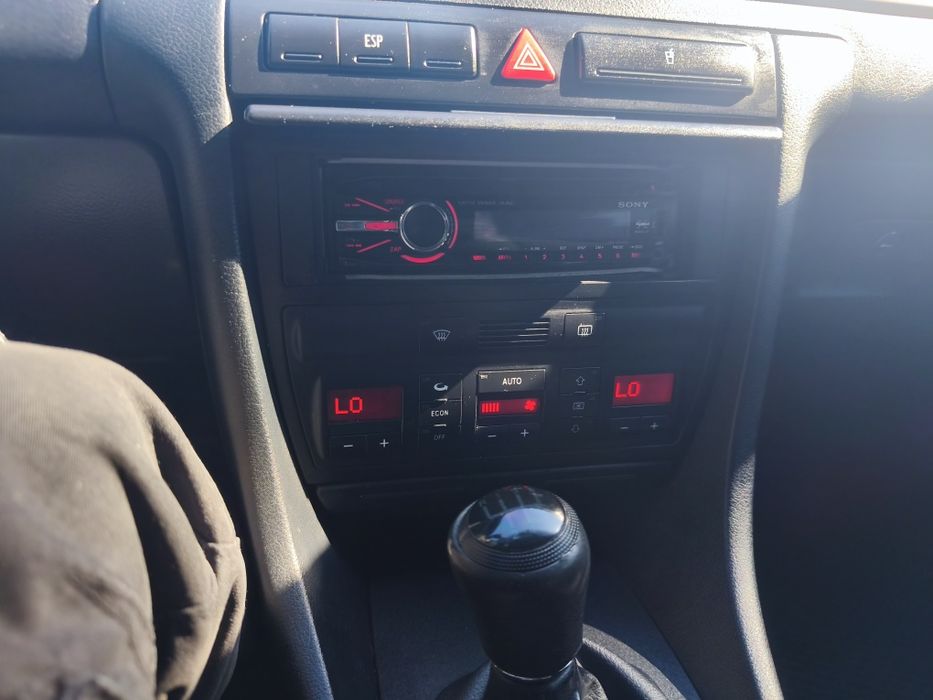 Audi a6c5 Пишіть