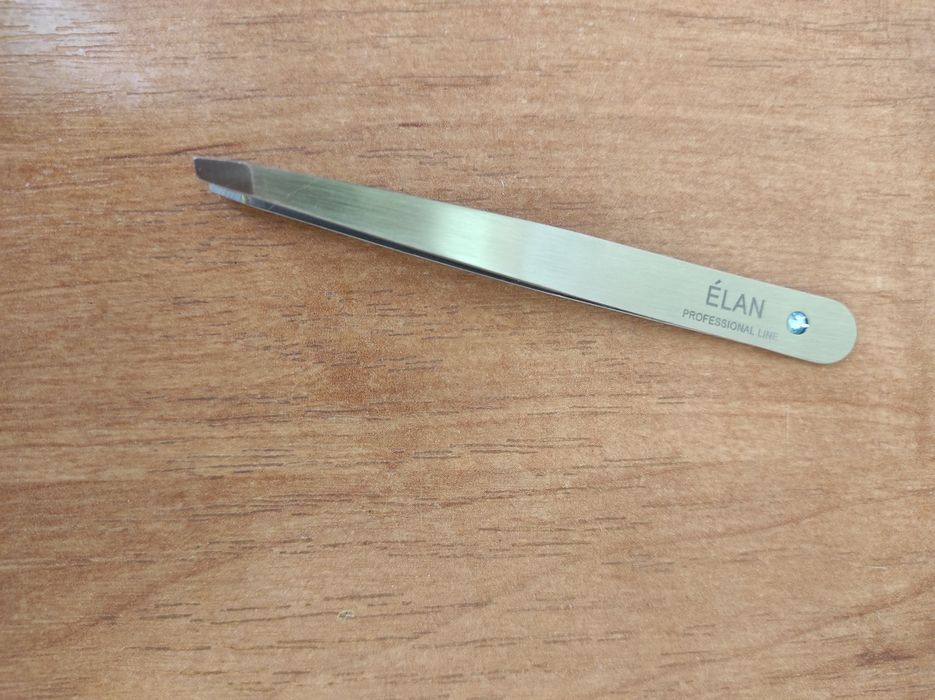 Пінцет для брів Élan