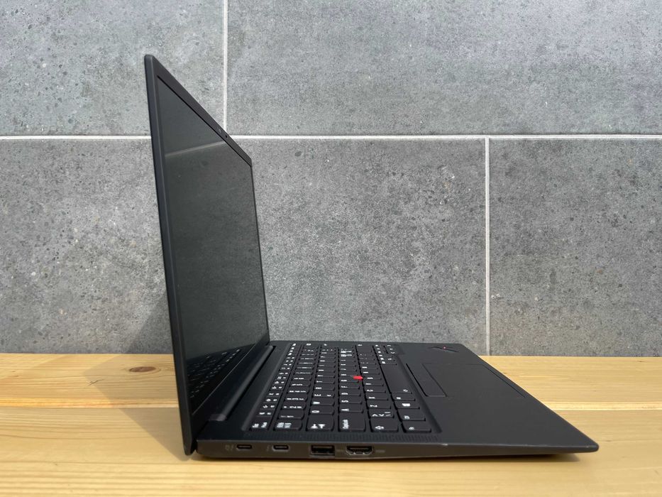 Сенсорний Lenovo ThinkPad X1 Carbon G9/i7-1185G7/16Gb/256Gb/14" 16:10