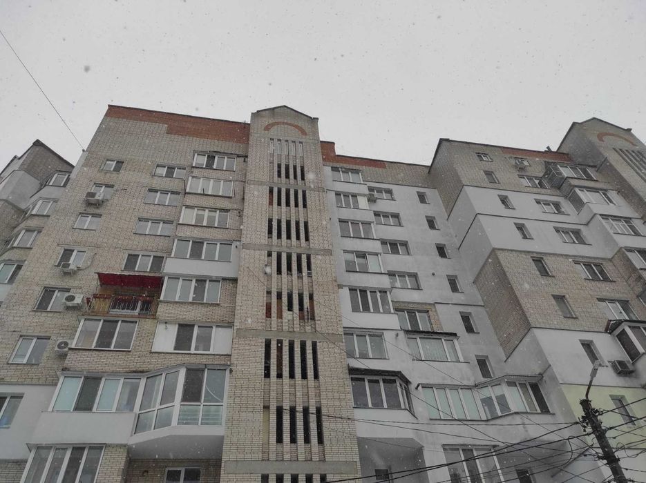 2-кімнатна квартира з АГВ та окремими кімнатами біля «Урожаю».