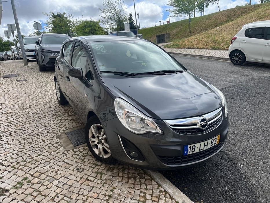 Vende-se Opel Corsa 2011 – Gasolina