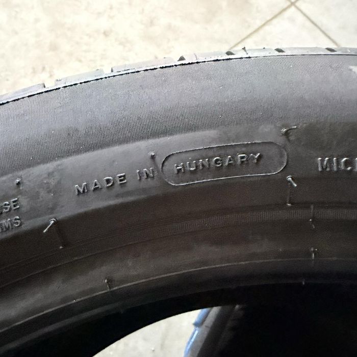 295/40/22 R22 Michelin Pilot Sport 4 SUV 2шт