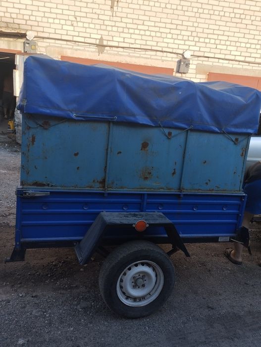 Продам Жигули550$ + к ним прицеп размер 130\180  2015 год ,прицеп 500$