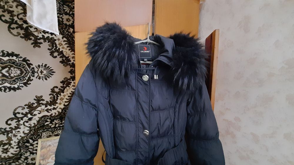 Жіноча зимова куртка