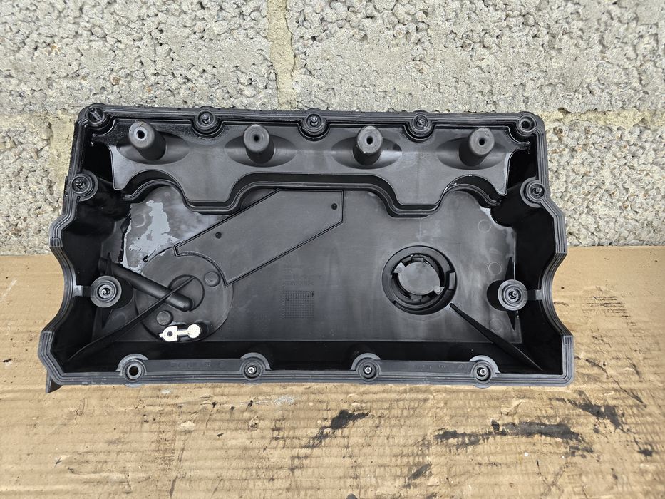 Крышка клапана кришка клапанів VW PASSAT B5 1.9 TDI   038103469R